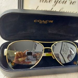 COACH AVIATOR SUNGLASSES